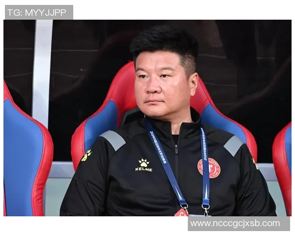 李金羽：从草根到足球明星的传奇人生与辉煌成就