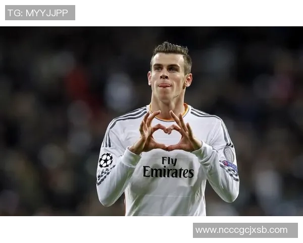 足球明星定妆照姿势揭秘展现个性与魅力的完美瞬间